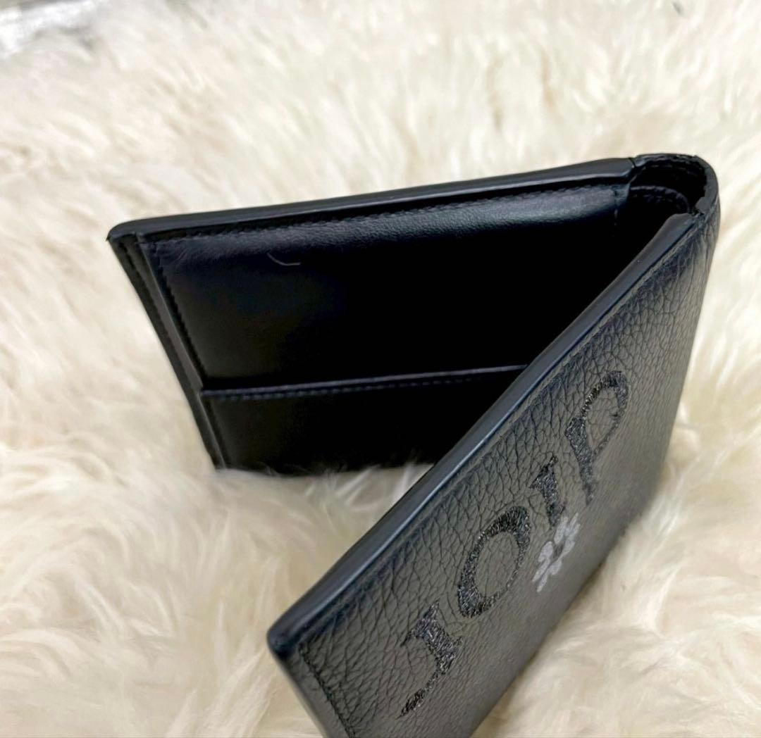 Dior　ディオール　ERLコラボ　二つ折り財布　レザー　フラワー　ロゴ