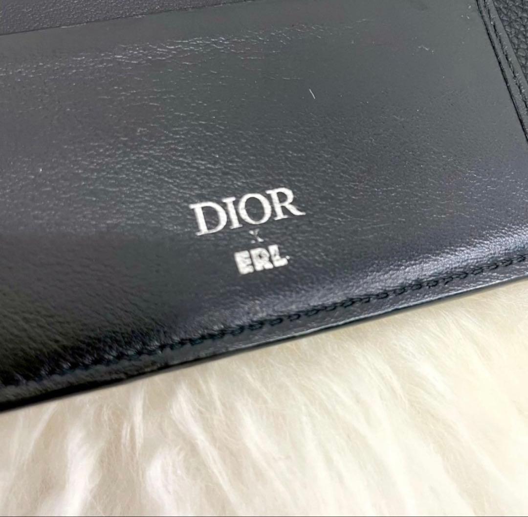 Dior　ディオール　ERLコラボ　二つ折り財布　レザー　フラワー　ロゴ