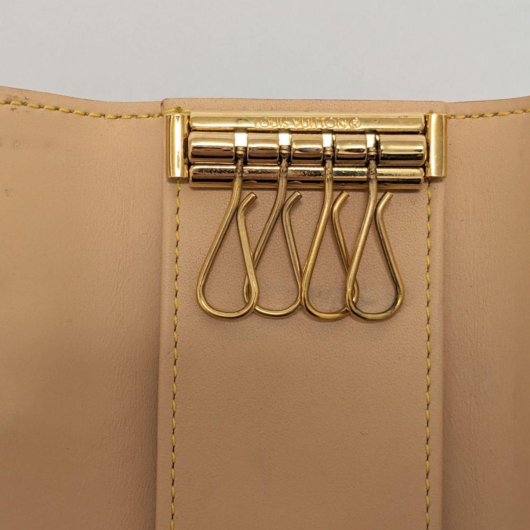 ルイヴィトン モノグラム マルチカラー キーケース 4連 ホワイト 中古