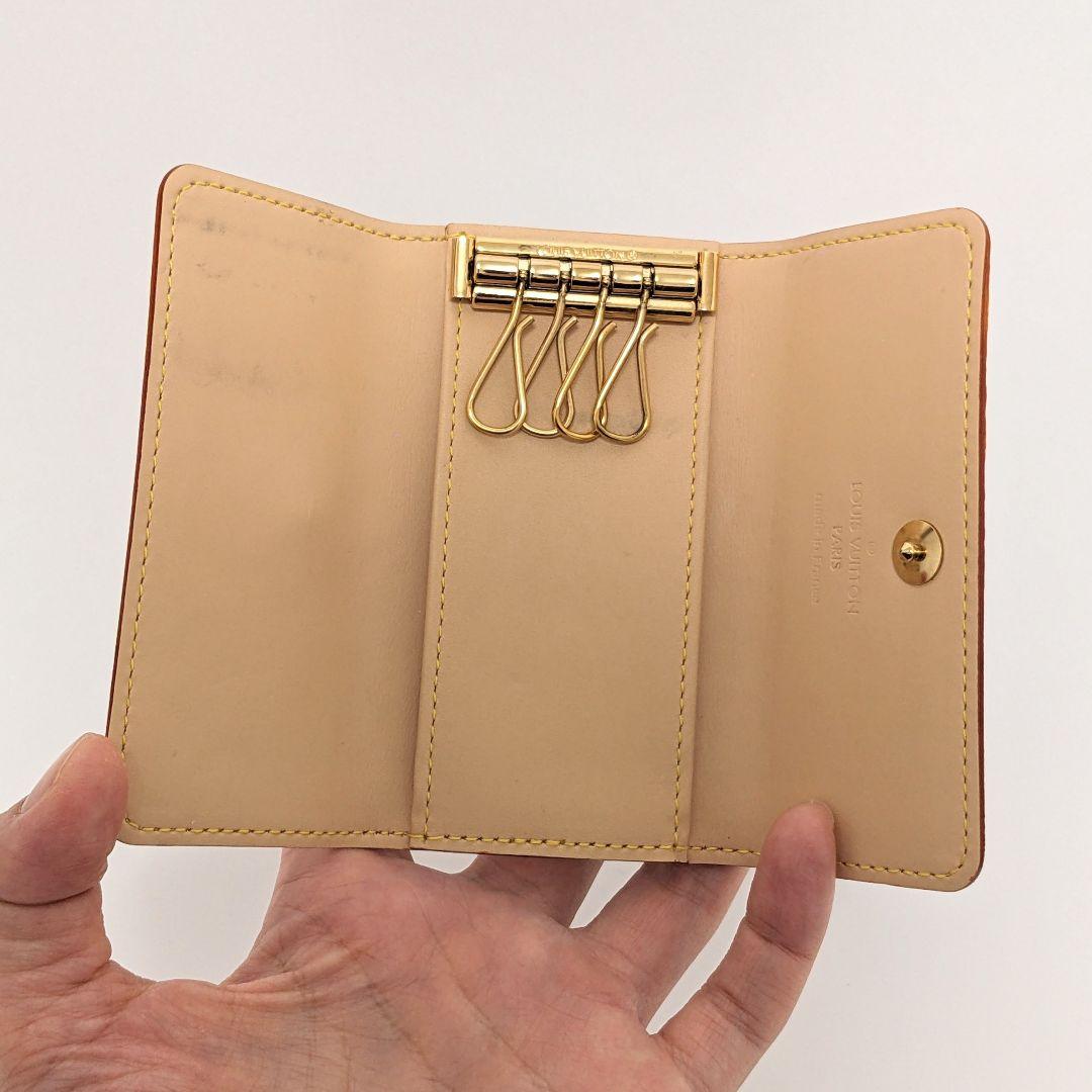 ルイヴィトン モノグラム マルチカラー キーケース 4連 ホワイト 中古