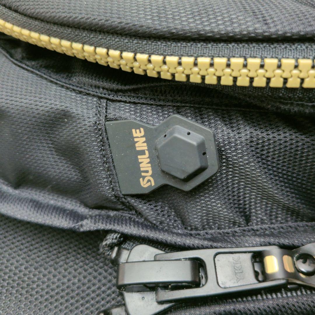 【極美品】サンライン　SUL-240　フローティングベスト　ライフジャケット　釣