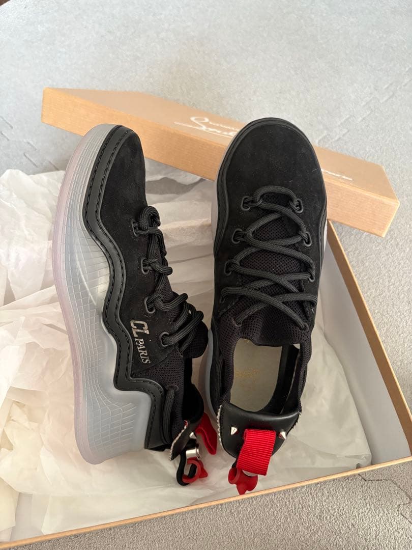 本日1/23のみお値下げ！クリスチャンルブタン スニーカー　36.5