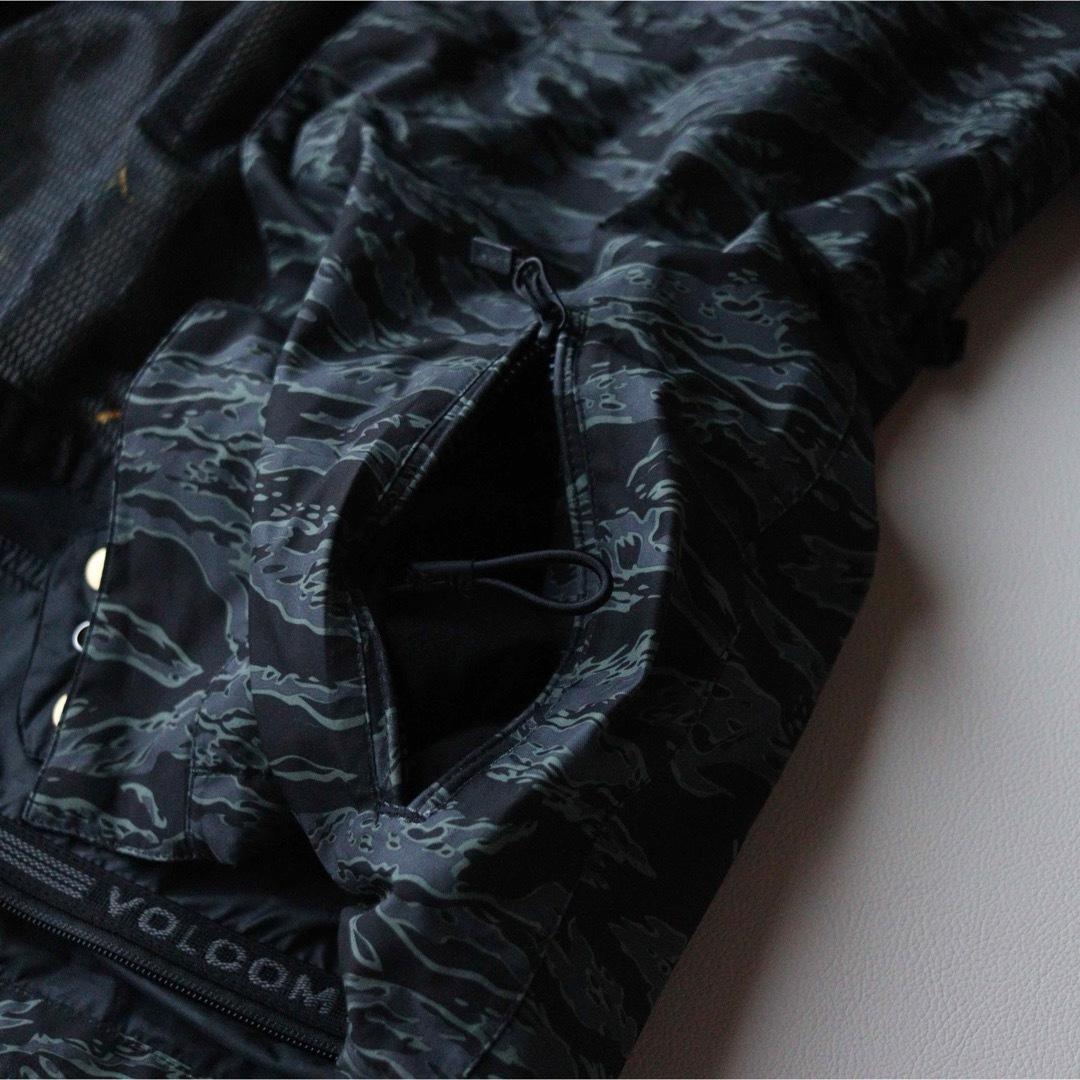 5438【美品】VOLCOM　ジャケット メンズ　ゴアテックス 迷彩柄