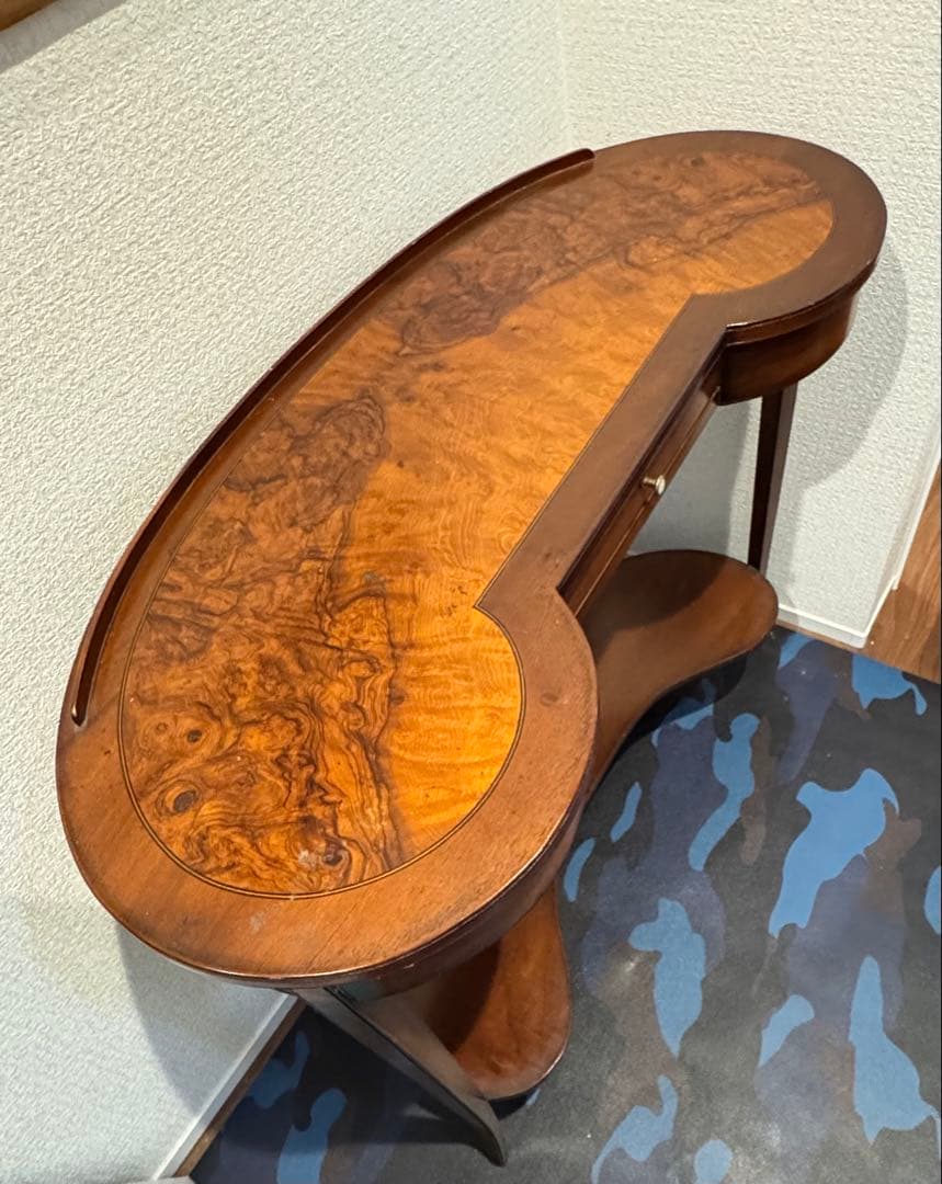 ベ*号様 MEDEA MADE IN ITALY ヴィンテージ￼ デスク