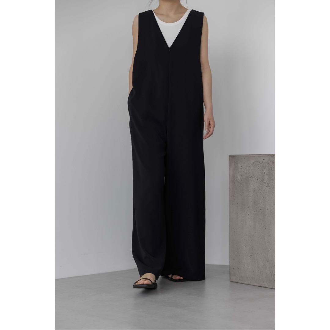 【未使用級✨️】ナエ スムースリバーシブルオールインワン サロペット M ブラック