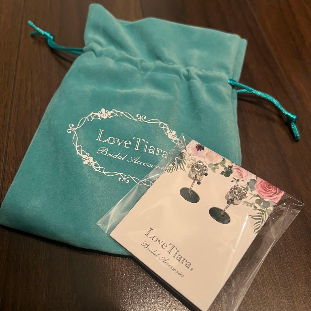 【美品】Love Tiara クリスタルカチューシャ　イヤリング