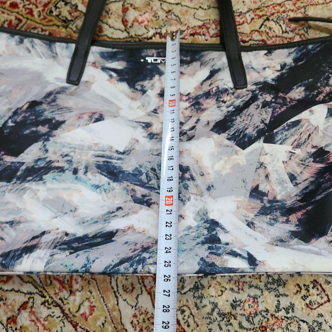 TUMI 抽象デザイン トートバッグ