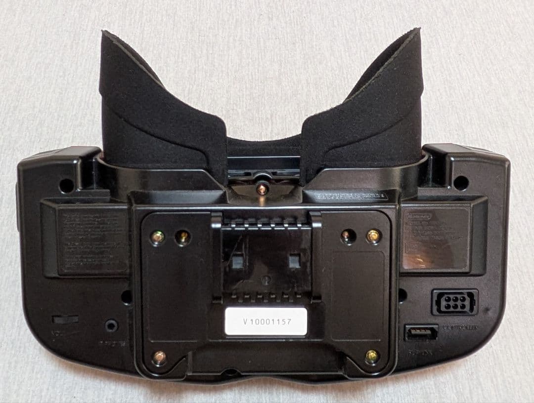 Nintendo Virtual Boy　本体（おまけつき）