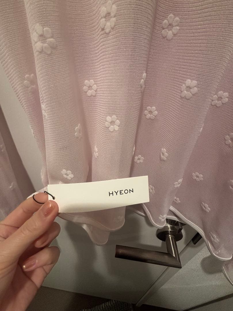 未使用タグ付きHYEONsheer tops \"flower\" / pink
