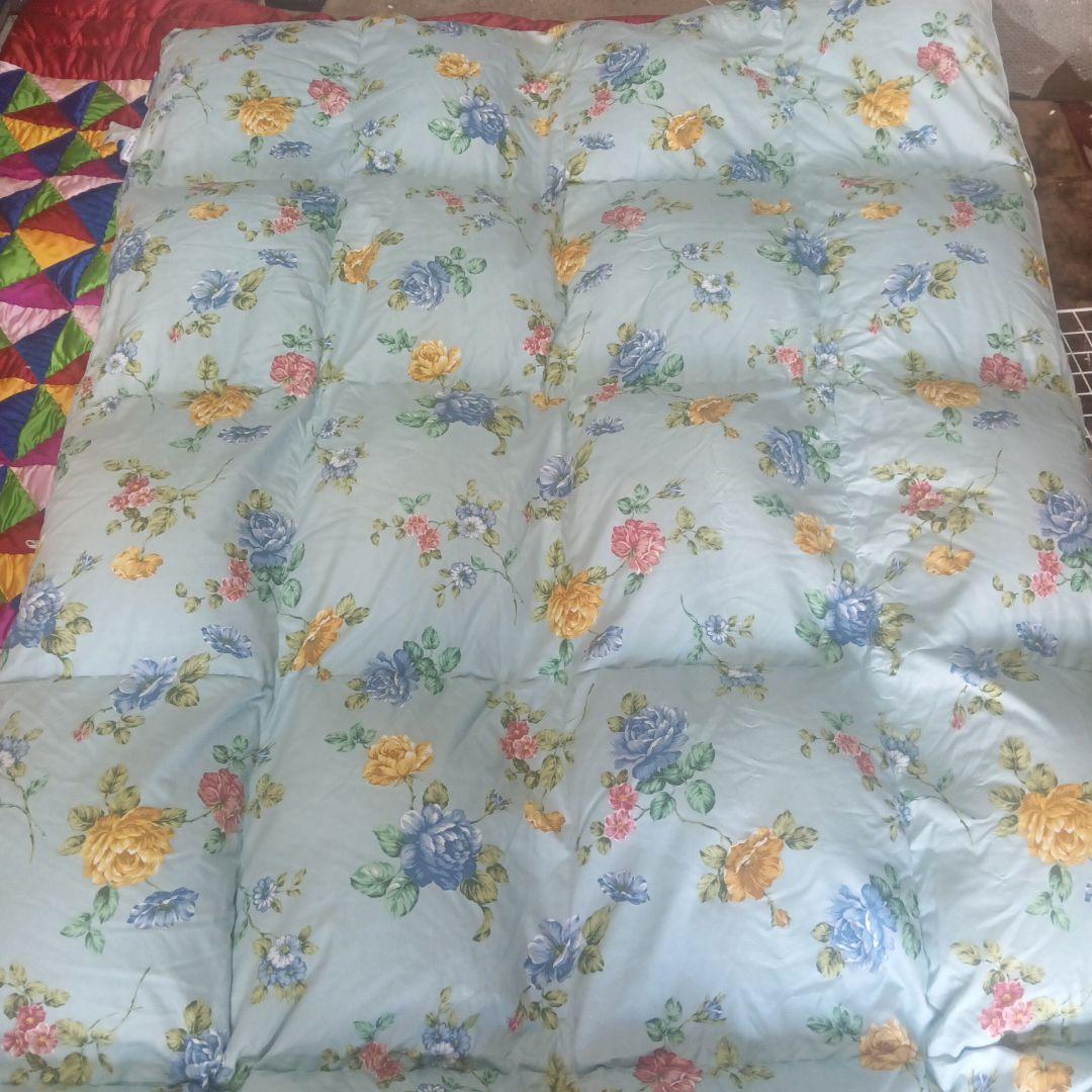 羽毛掛け布団シングルサイズ 花柄掛け布団 150x210cm　ハンガリー産ダウン