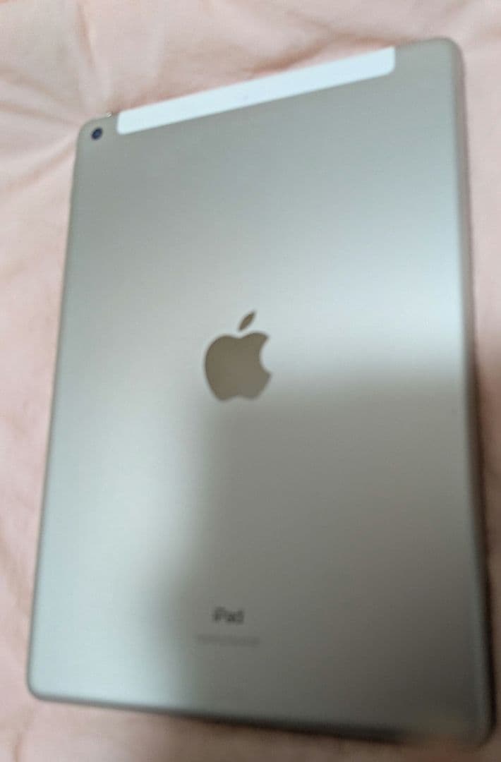 iPad 10.2_9 第9世代 64GB Wi-Fiセルラー シルバー