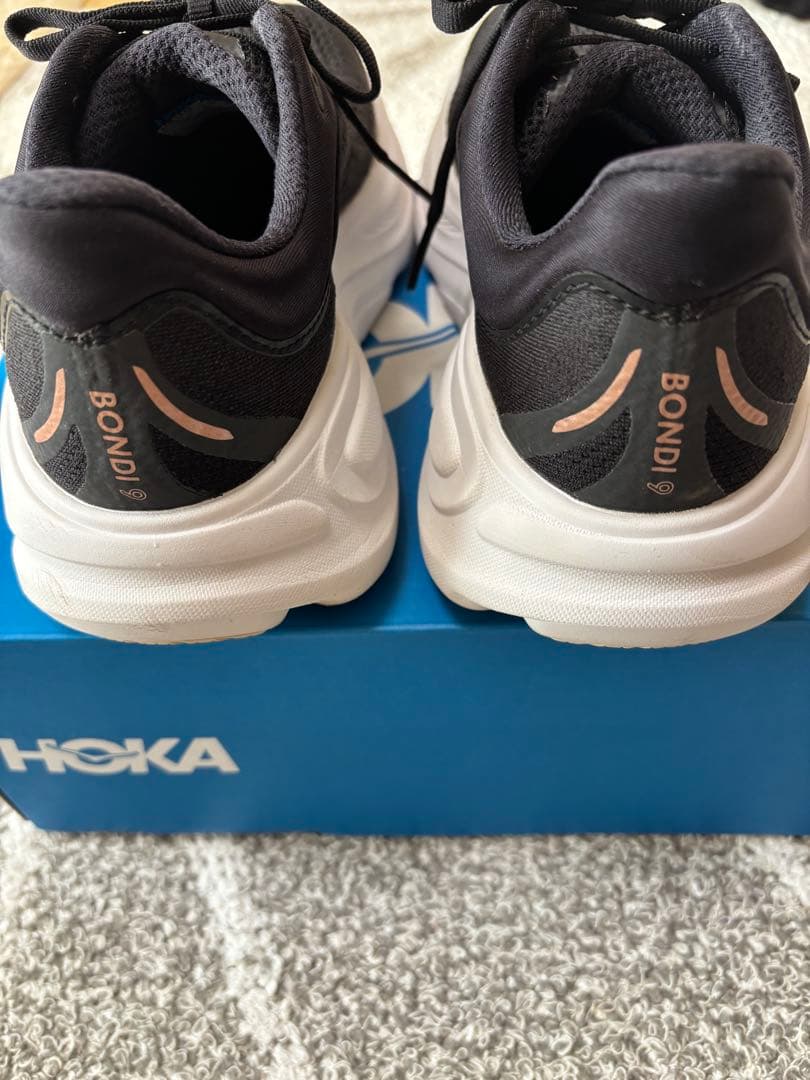 HOKA オネオネBONDAI９レディース23.5㎝ レギュラー