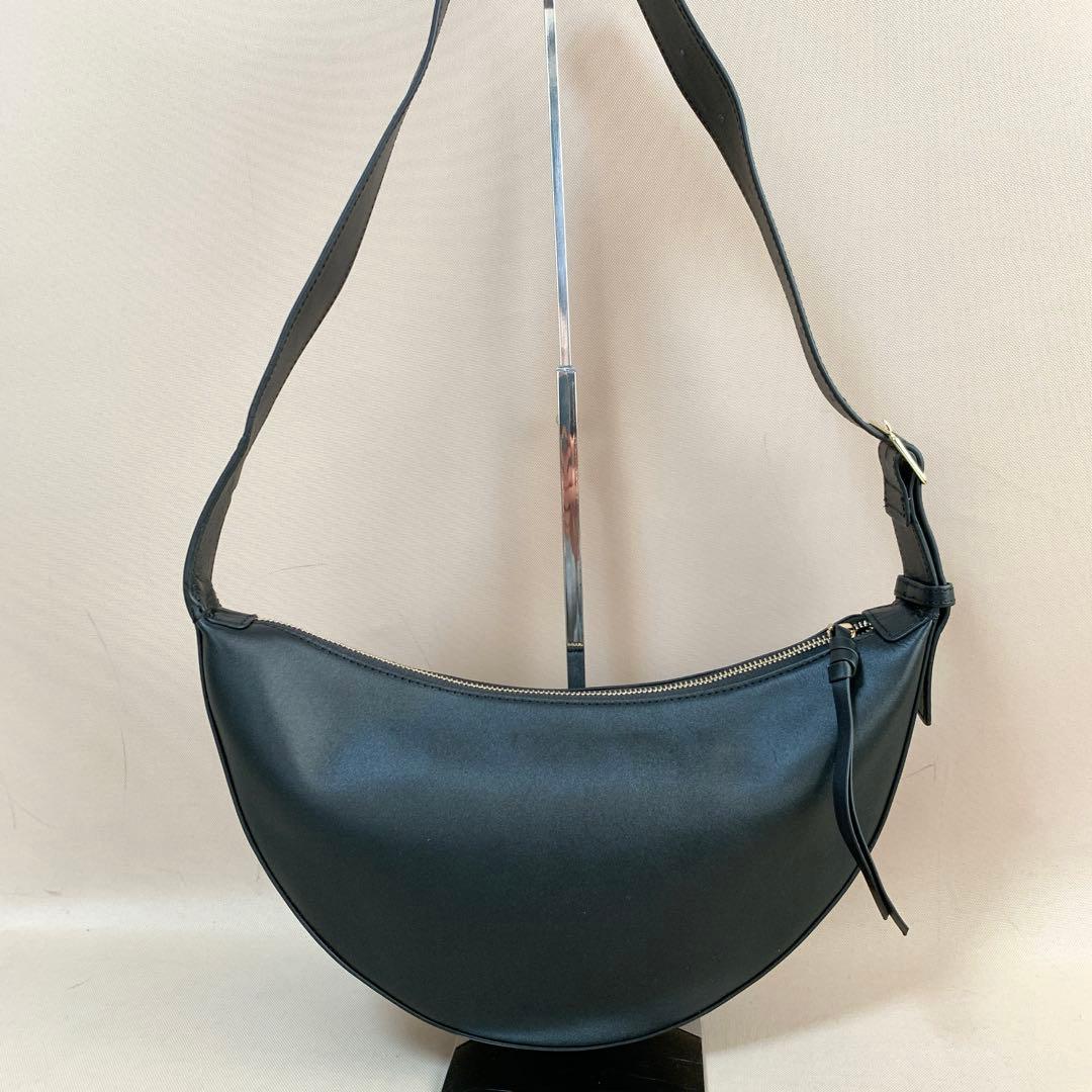 GALLARDAGALANTE 【2.718】スリーククロスボディバッグ 黒