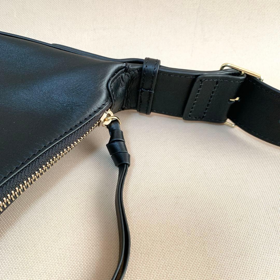 GALLARDAGALANTE 【2.718】スリーククロスボディバッグ 黒