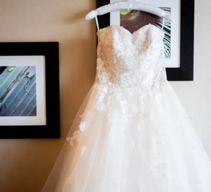 ウエディングドレス　ブライダル　収納バッグ付き