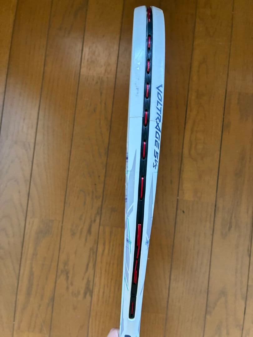 まぁーくん出品Yonex ボルトレイジ5VS カスタムフィット　白