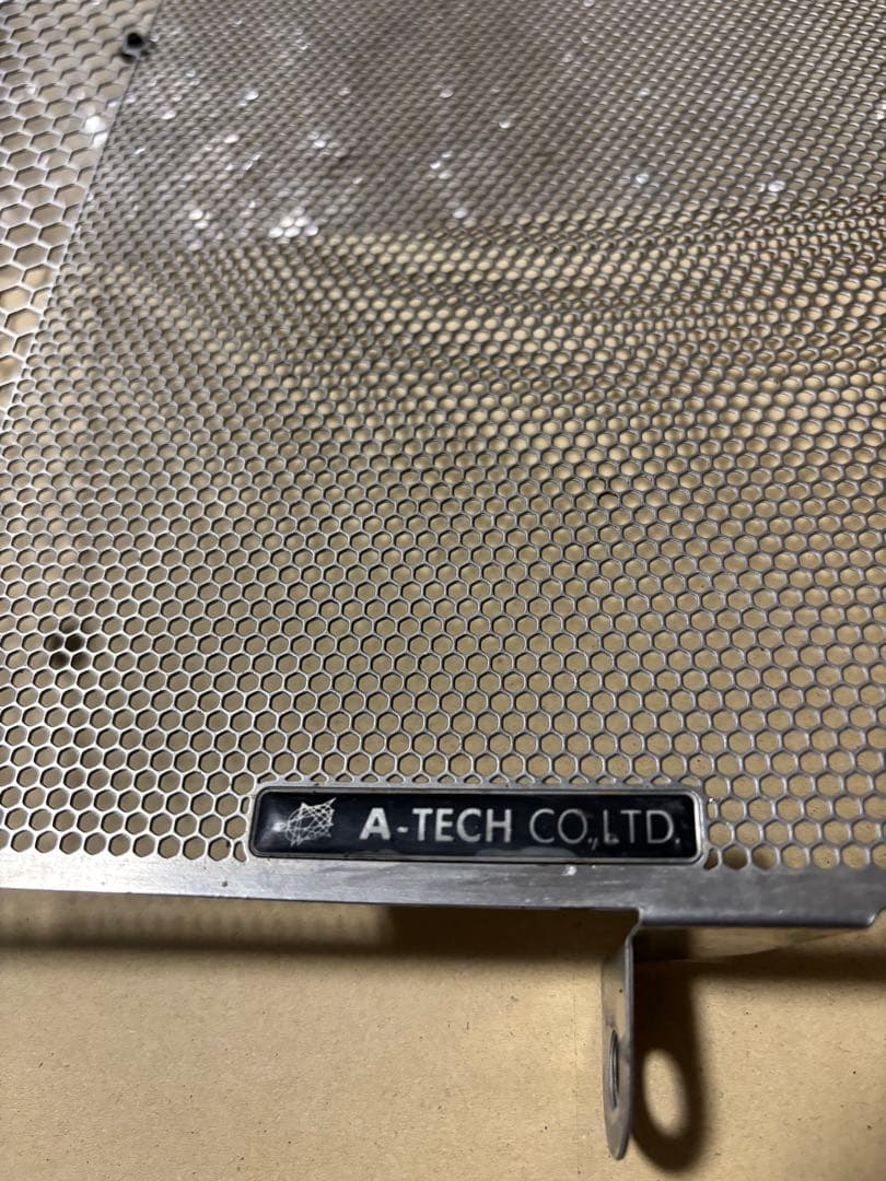 エッジングファクトリー　ラジエターガード　KATANA/GSX-S1000