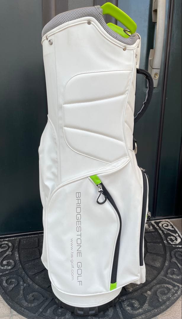 ★ BRIDGESTONE（ブリヂストン）ツアーB軽量ゴルフバック中古美品★
