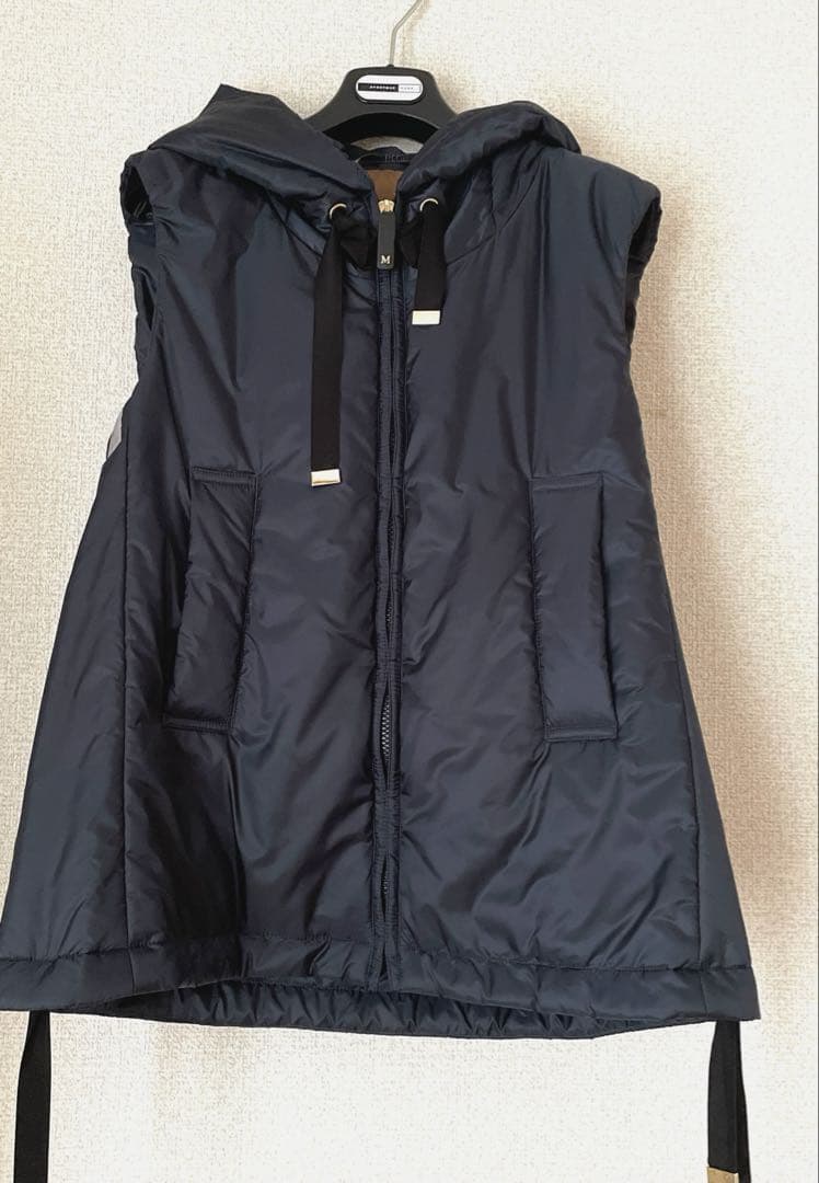 【新品未使用】MaxMara THE CUBE テクニカルキルティングジレ