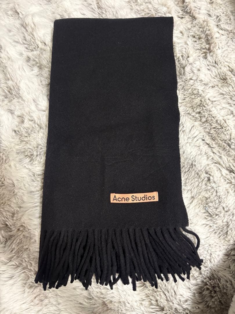 Acne Studios フリンジウールスカーフ ブラック