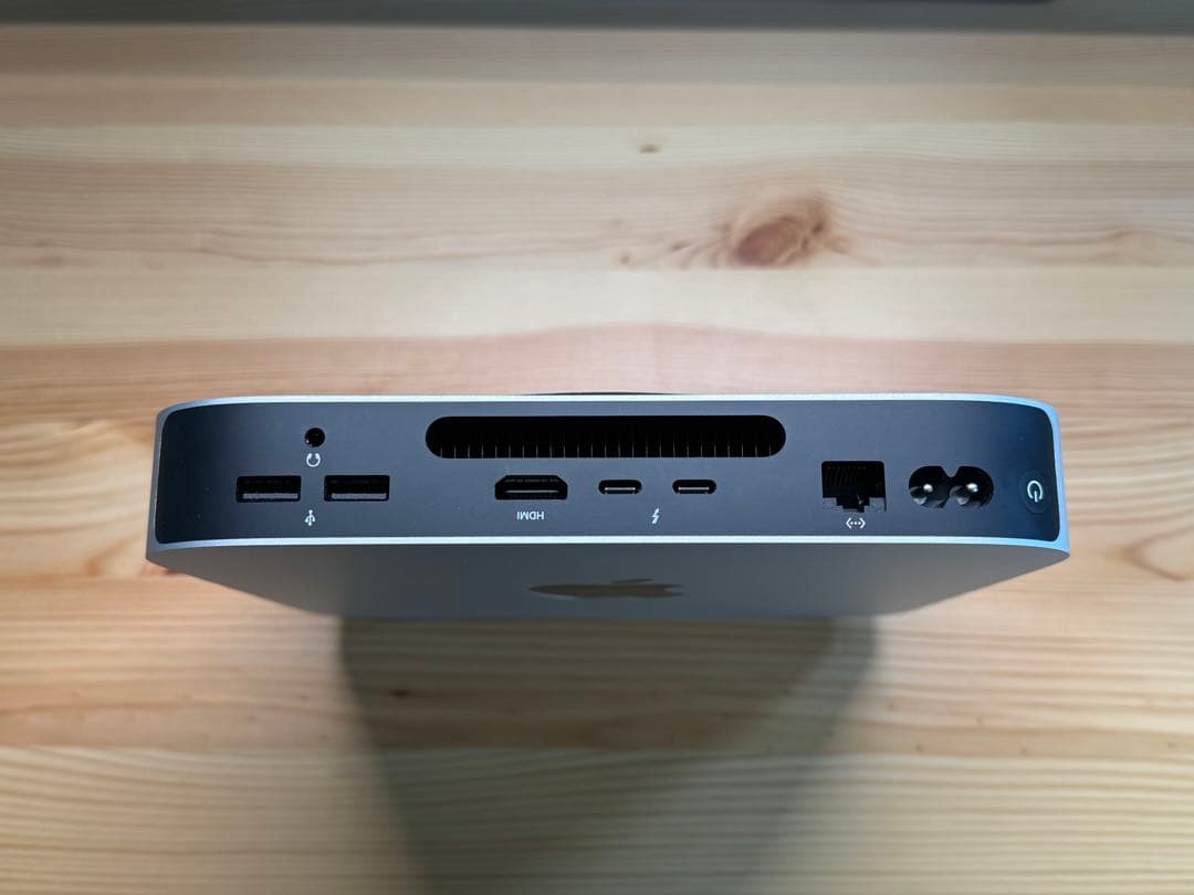 Apple Mac mini M2 8GB / 256GB 動作確認済