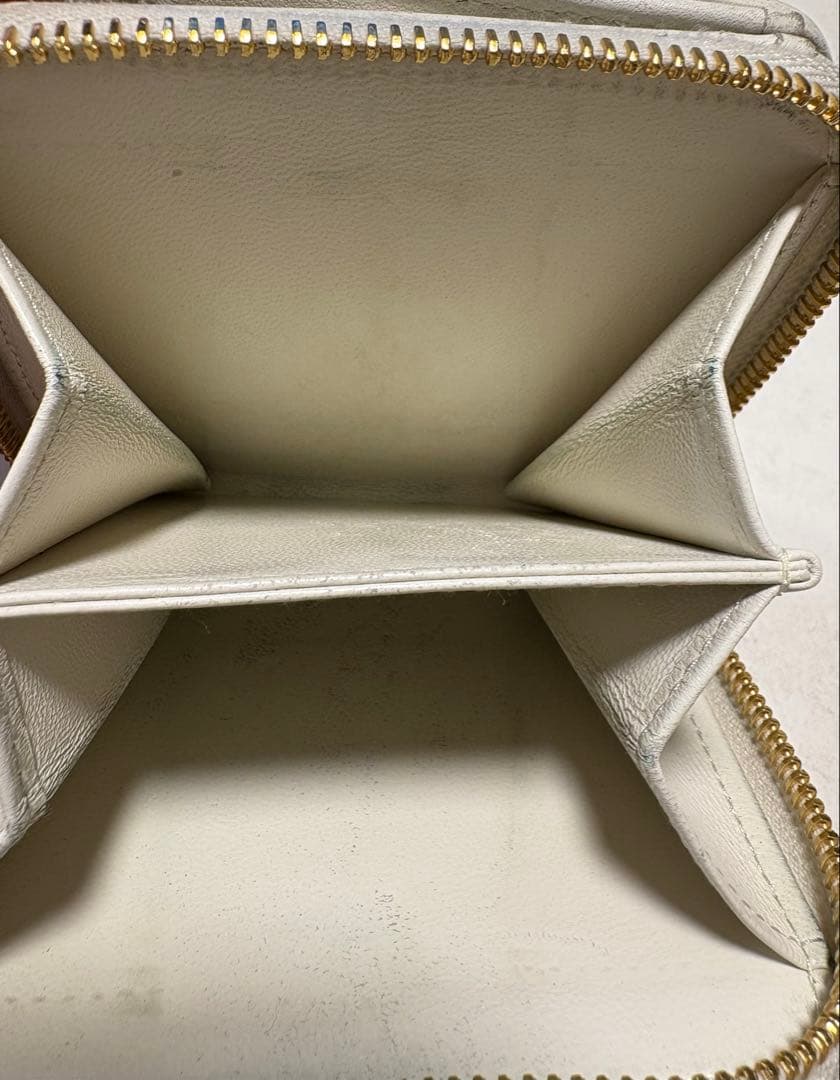 MIU MIU マテラッセ レザー 財布