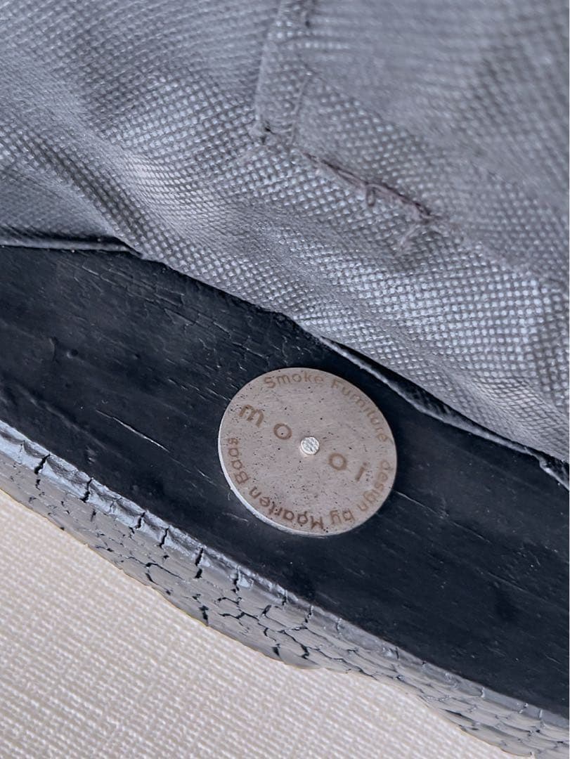 s*o様 moooiスモークダイニングチェア