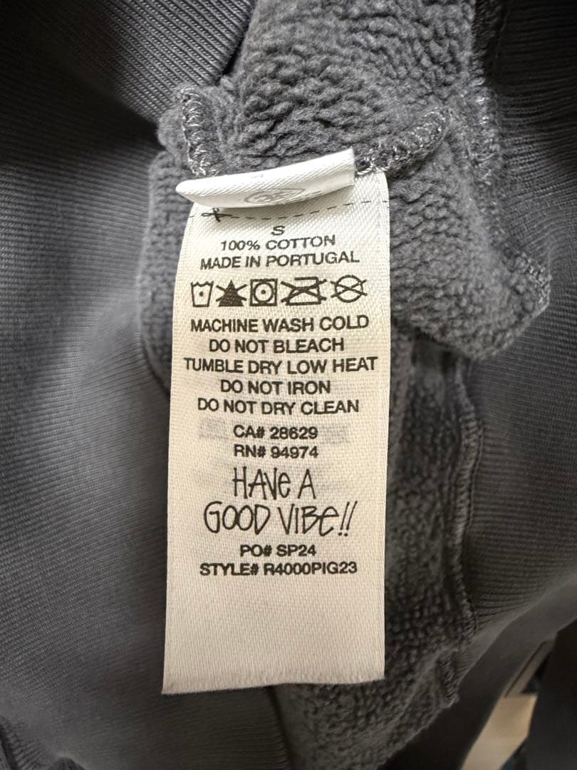 美品　Stussy パーカー　Sサイズ