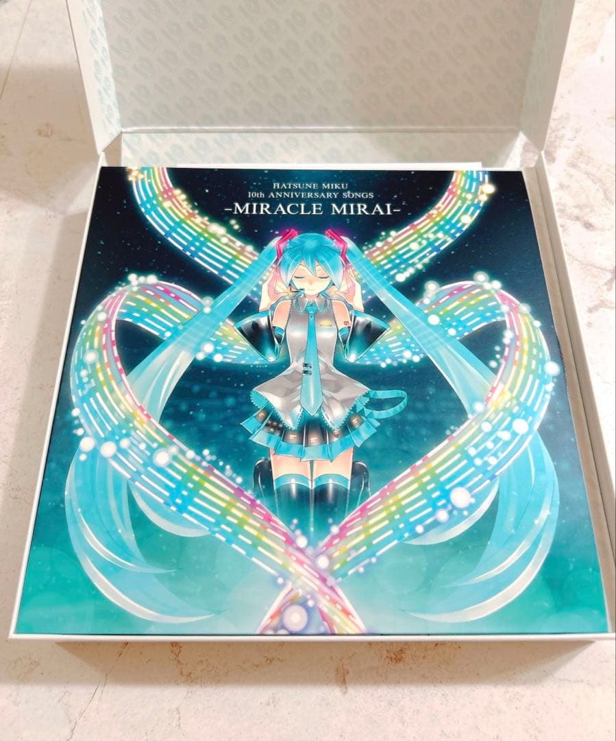 初音ミク/「マジカルミライ」2017+10th Anniversary box