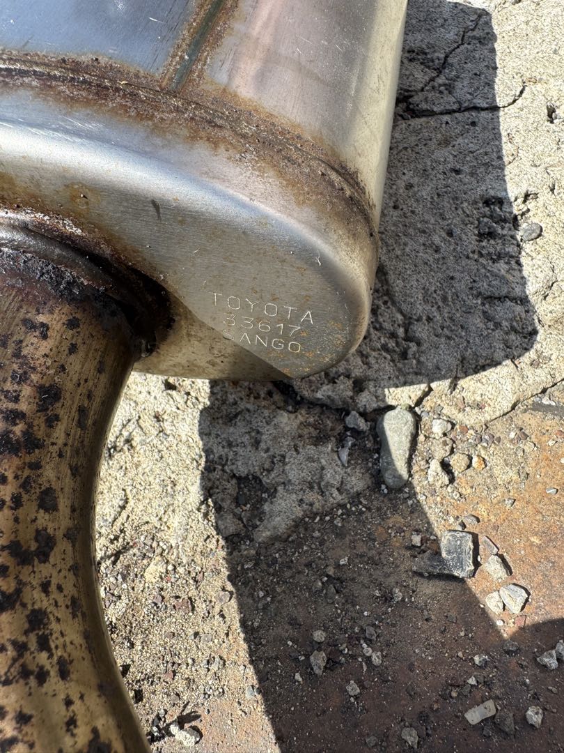 アルファード、ヴェルファィヤ30系純正マフラー