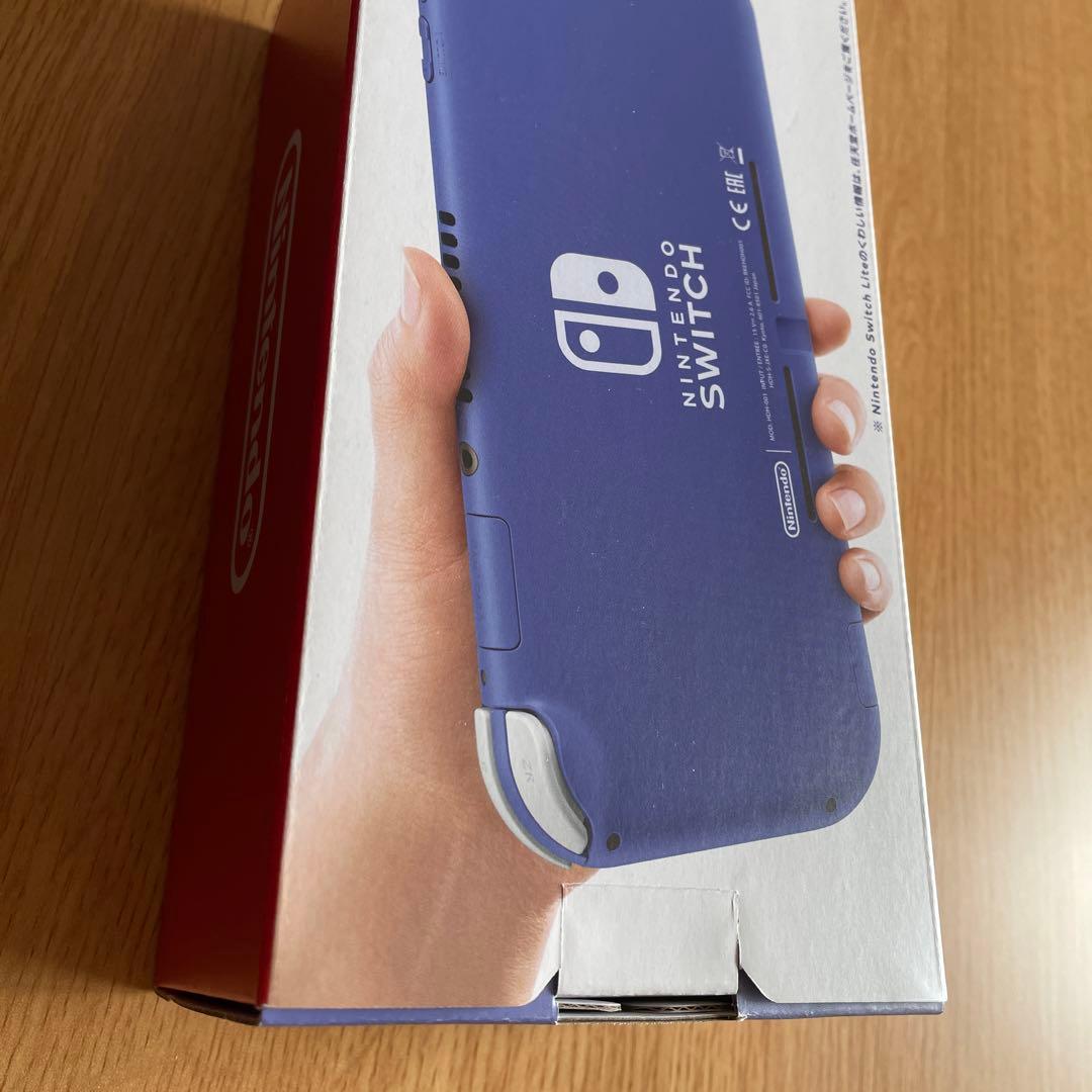 任天堂　Switch（スイッチライト）新品　本体　ブルー　カラー