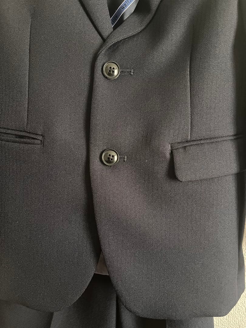 黒のフォーマルスーツ waltz by BEAMS DESIGN