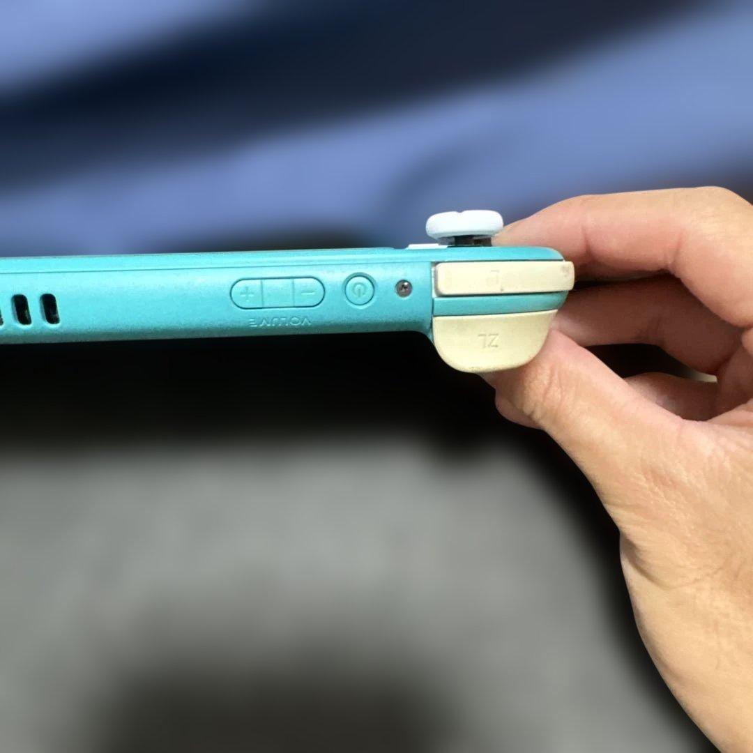 2020年製　Nintendo Switch Lite ターコイズ 本体