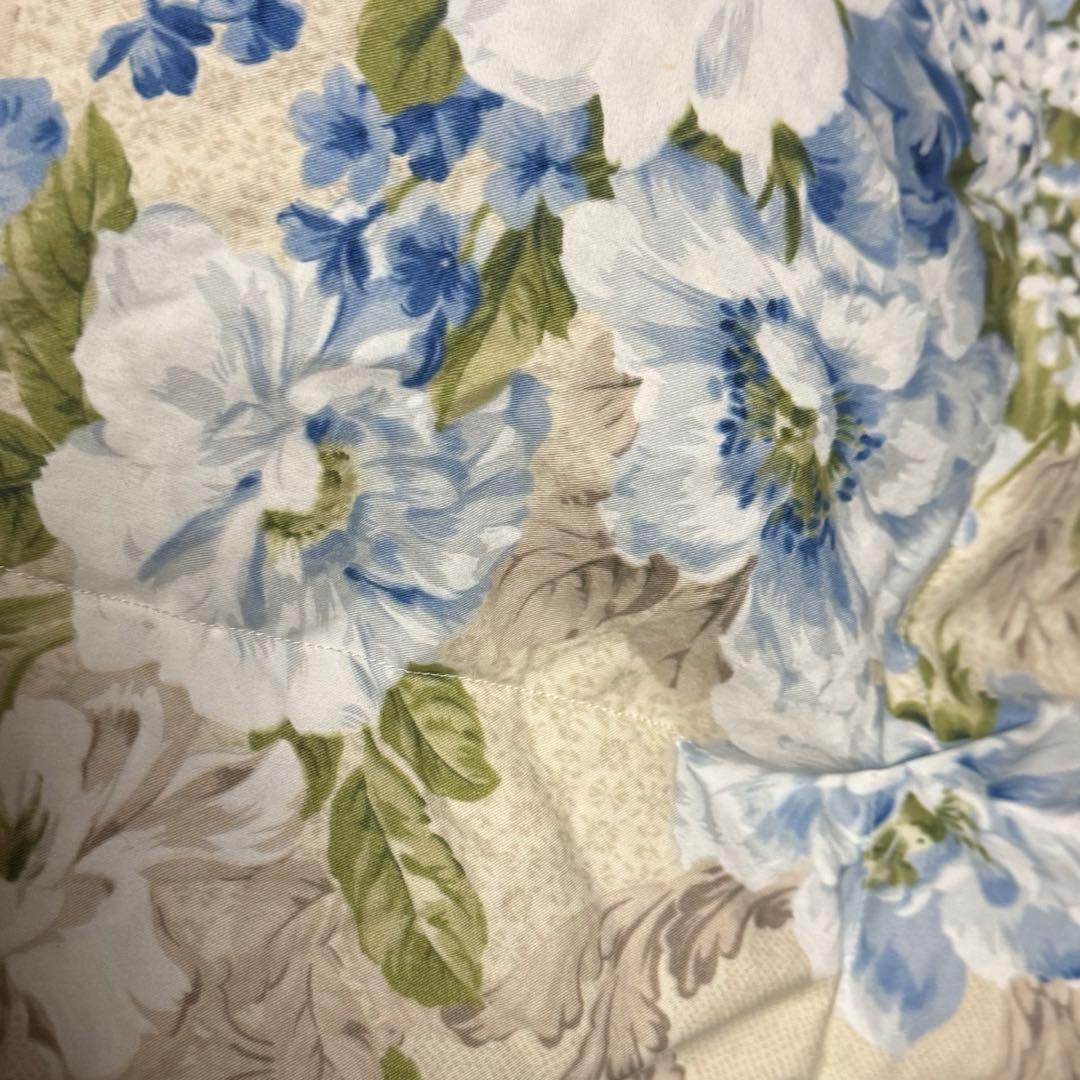 西川リビング　花柄羽毛掛け布団