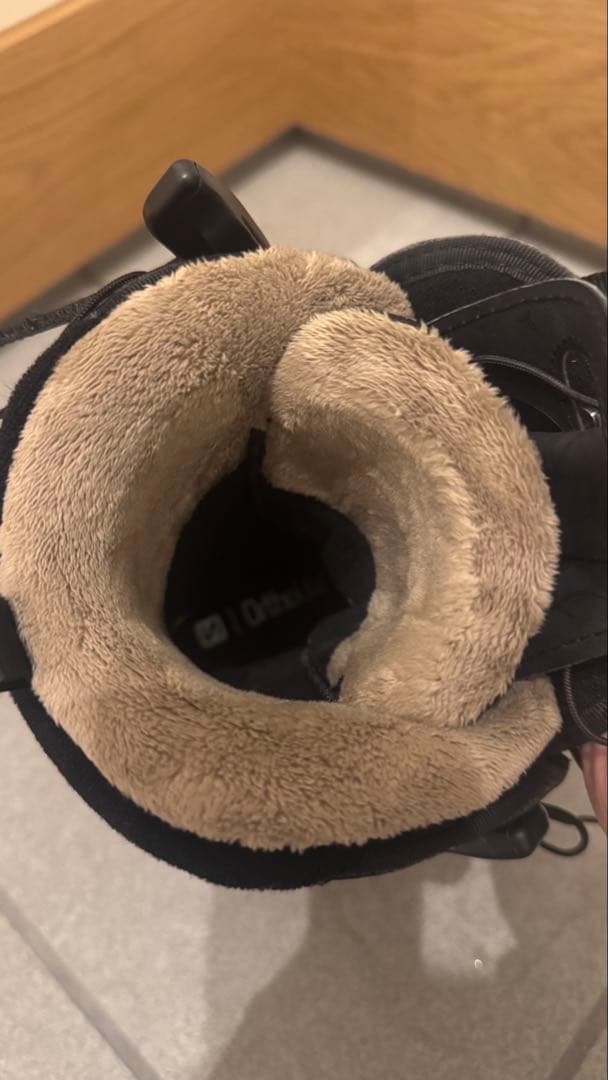 Salomon スノーボードブーツ 黒