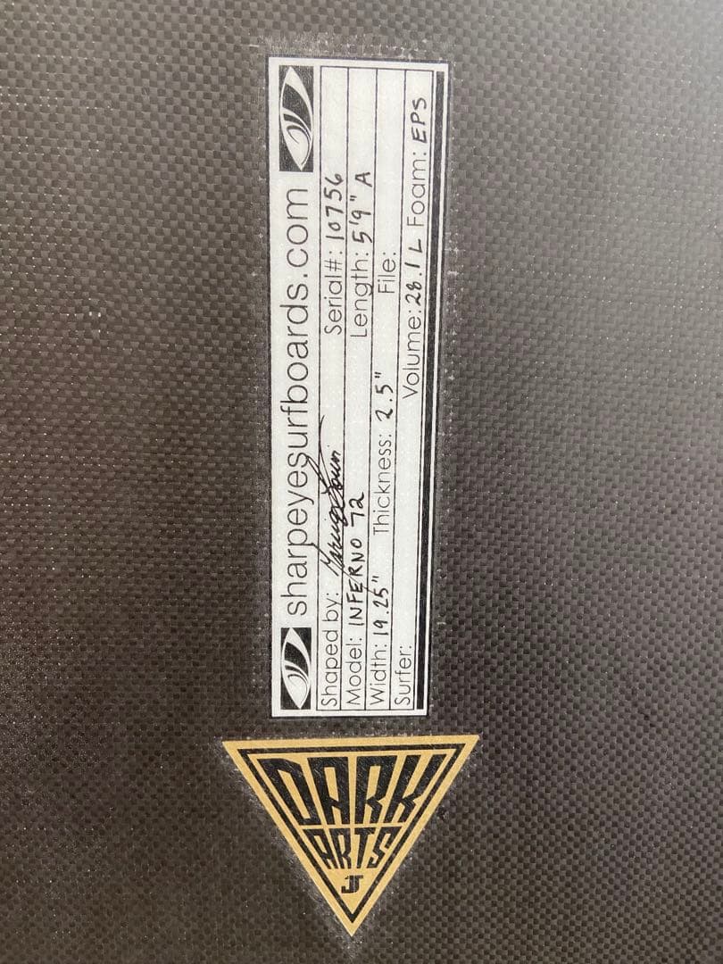 シャープアイサーフボード　INFERNO72 ダークアーツ　5'09\"