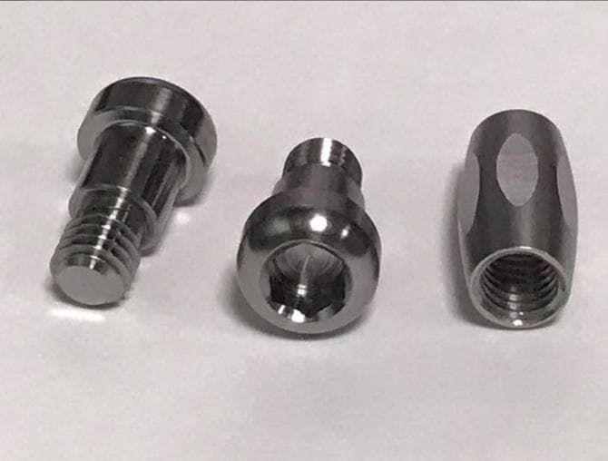 チネリスーパーコルサ用チタンシートピン