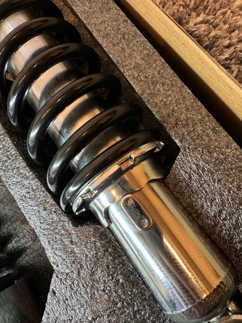 GB350s (2022年式) サスペンション(新品)バイク