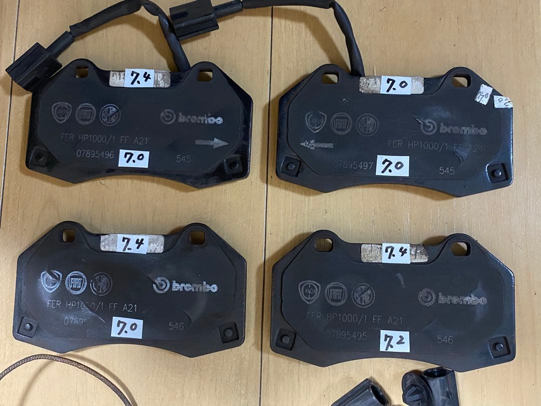アバルト595 コンペティツオーネ　純正ブレーキパッド前後セット　ブレンボ