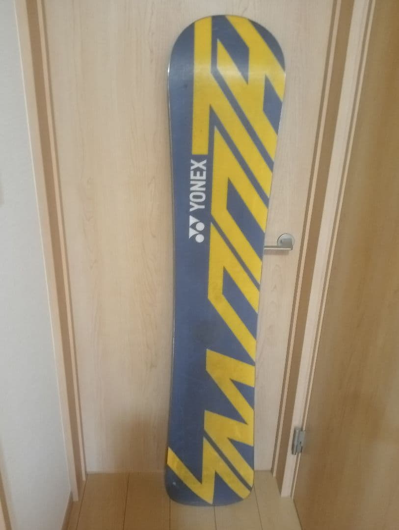 スノーボード 152cm ブラック　YONEX