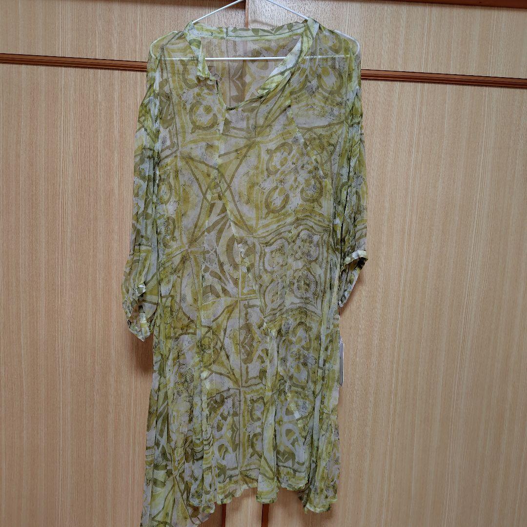 センセユニコの新品未使用のチュニック黄色