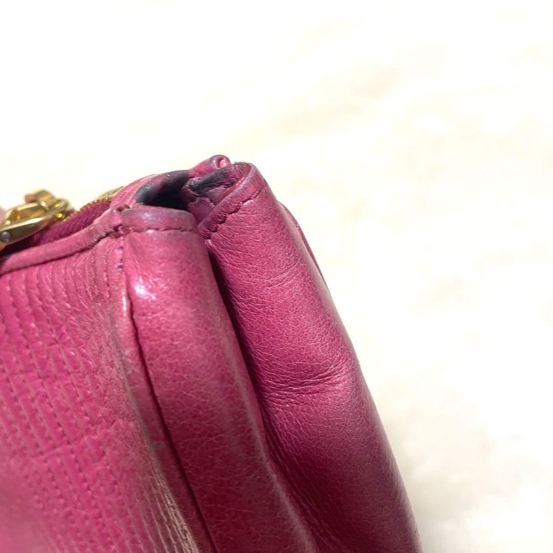 MIU MIU　ミュウミュウ　クラッチバッグ