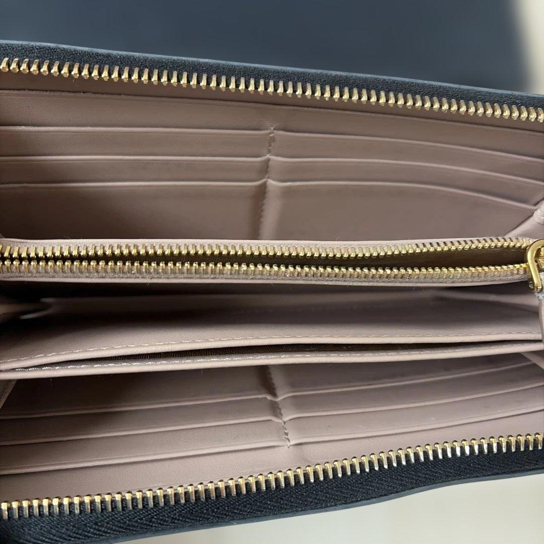 PRADA ブラックリボン長財布