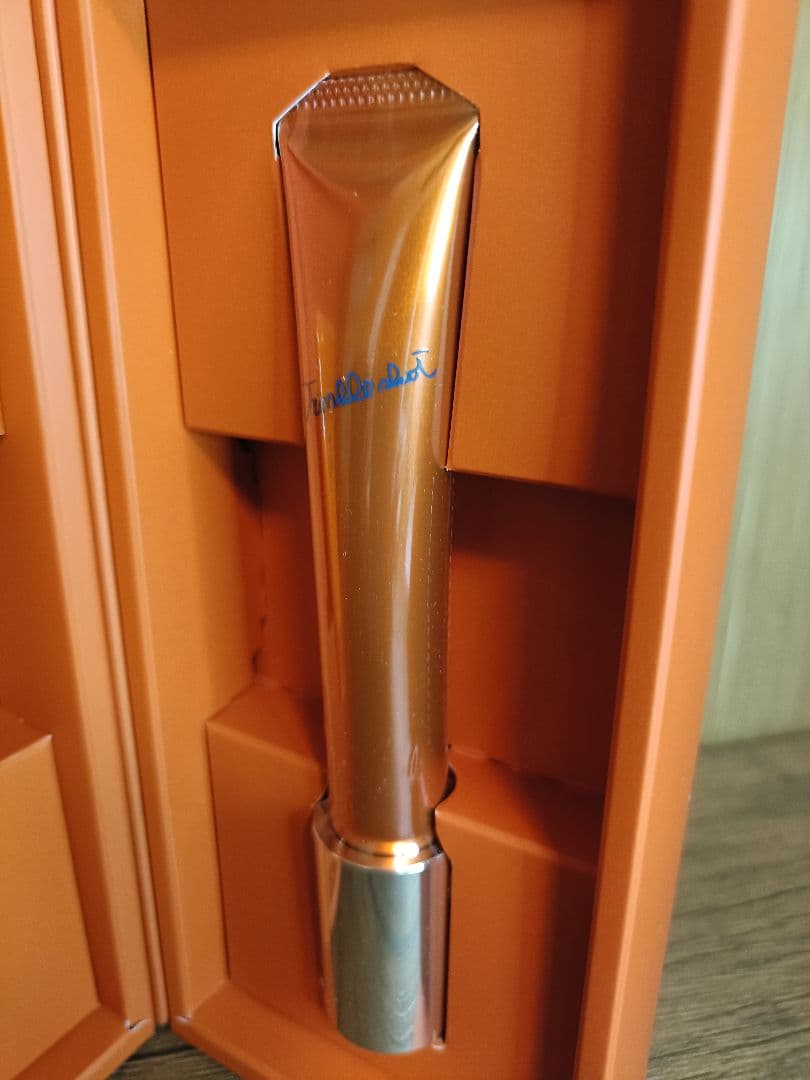 ポーラ　ネッククリーム付き　限定リンクルショット現品　値下げ