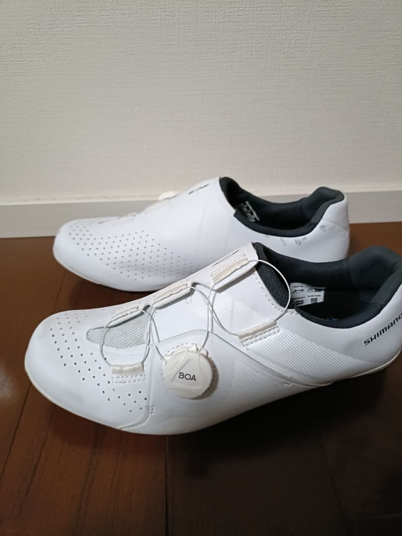 シマノ　RC3　SH-RC300　サイズ41 クリートカバー付き