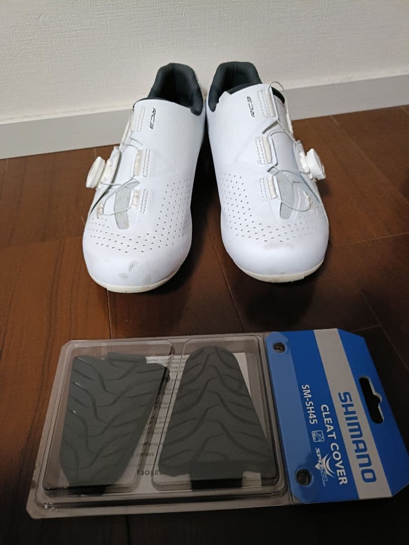 シマノ　RC3　SH-RC300　サイズ41 クリートカバー付き