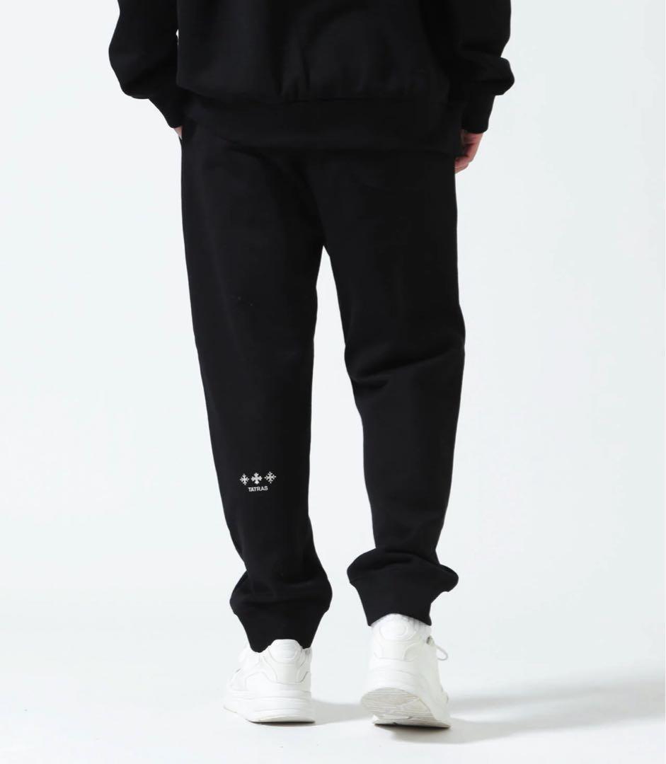 【タグ付き新品未使用】TATRAS スウェットパンツ　ブラック02（Mサイズ）