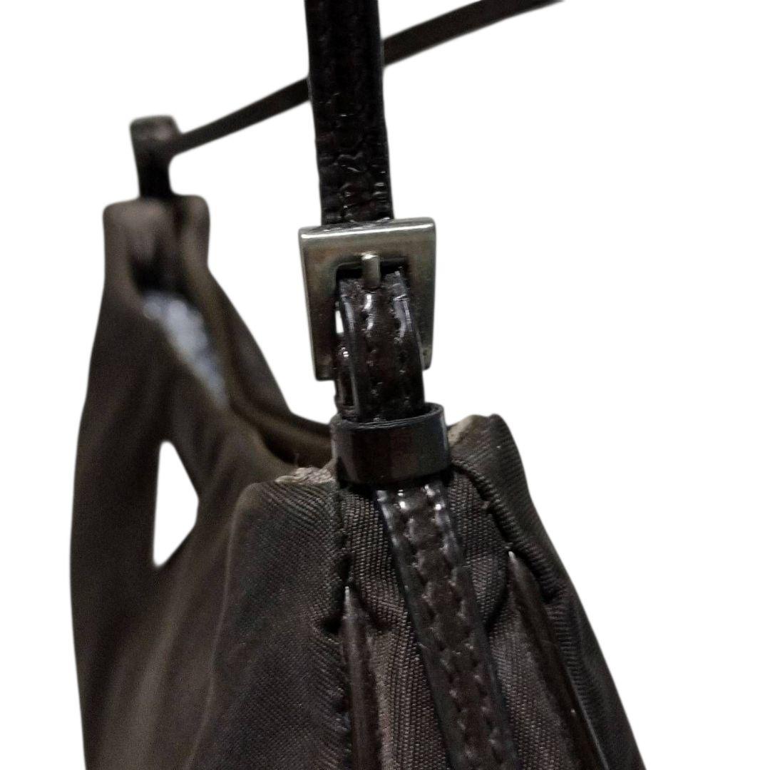 【極美品】 PRADA プラダ ショルダーバック アクセサリーポーチ テスート