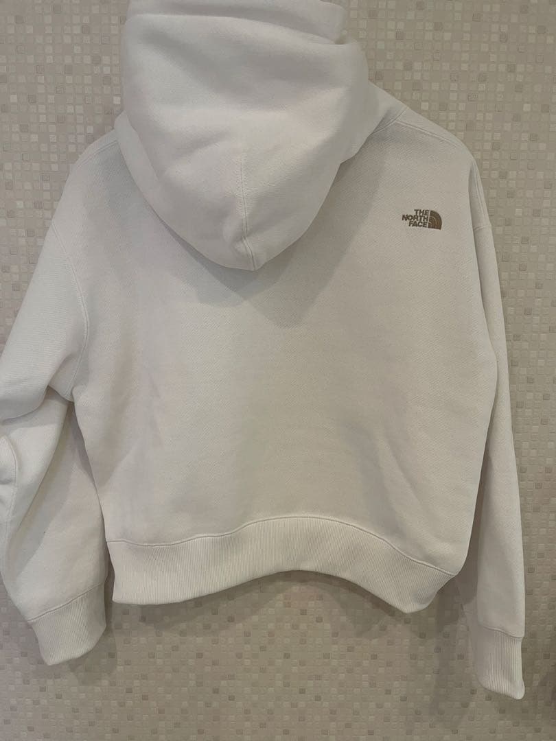 お値下げしました✨新品未使用　ザノースフェイス　スウェット サイズＬ