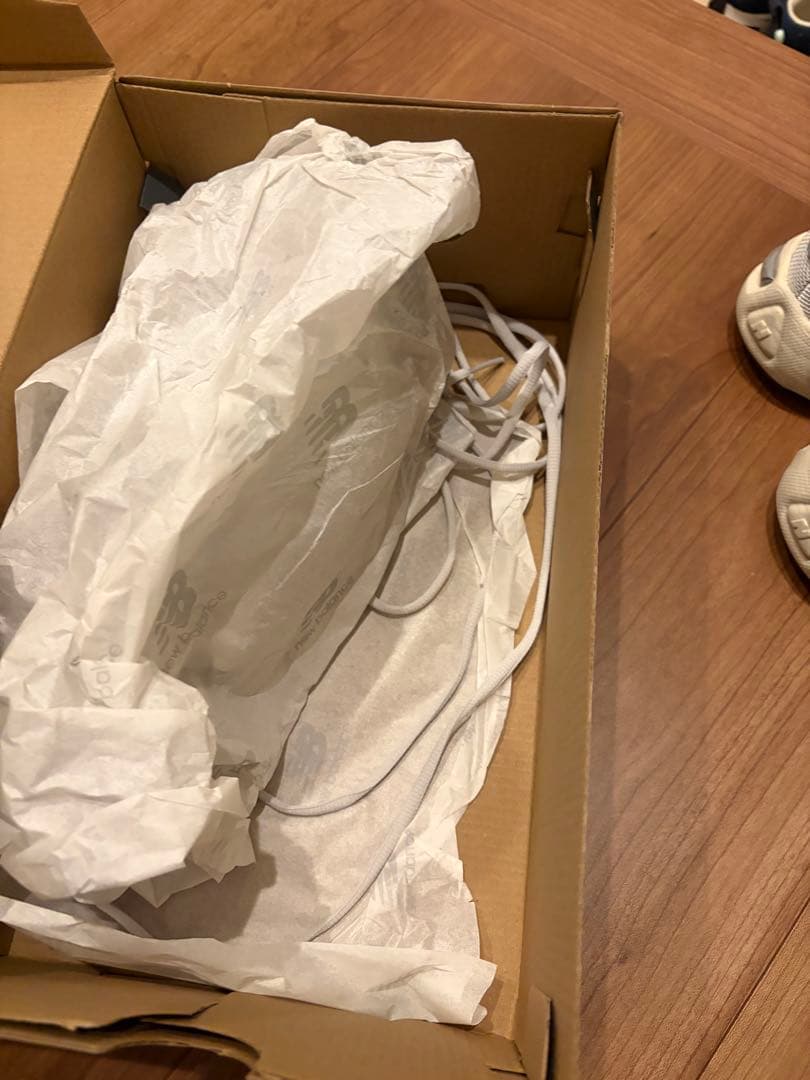 ニューバランス　M1000TE